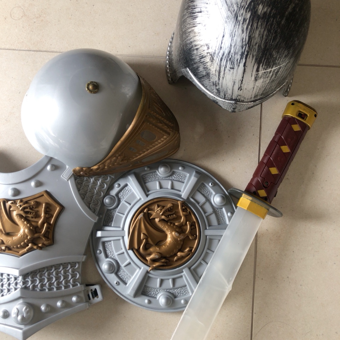 סט אבירים לפורים