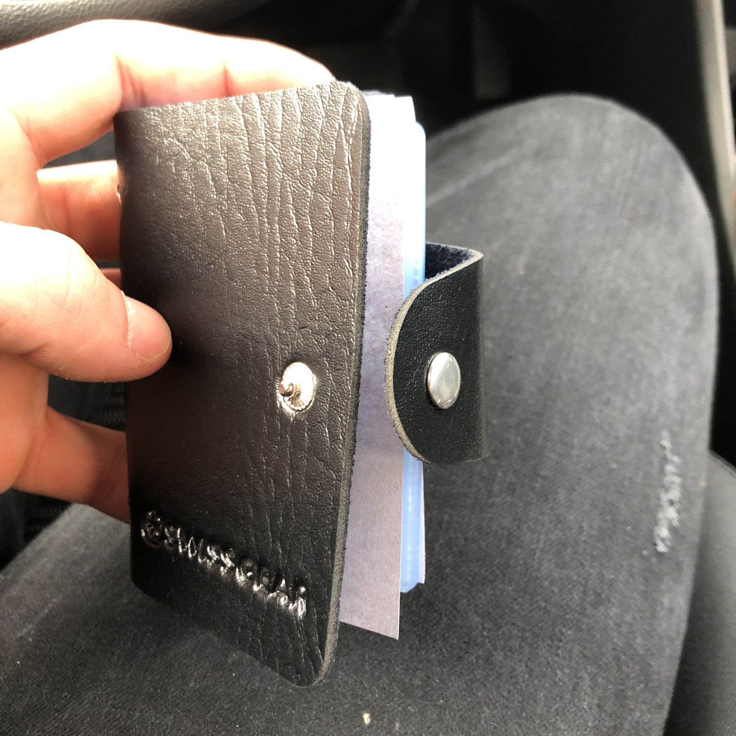 ארנק כרטיסים