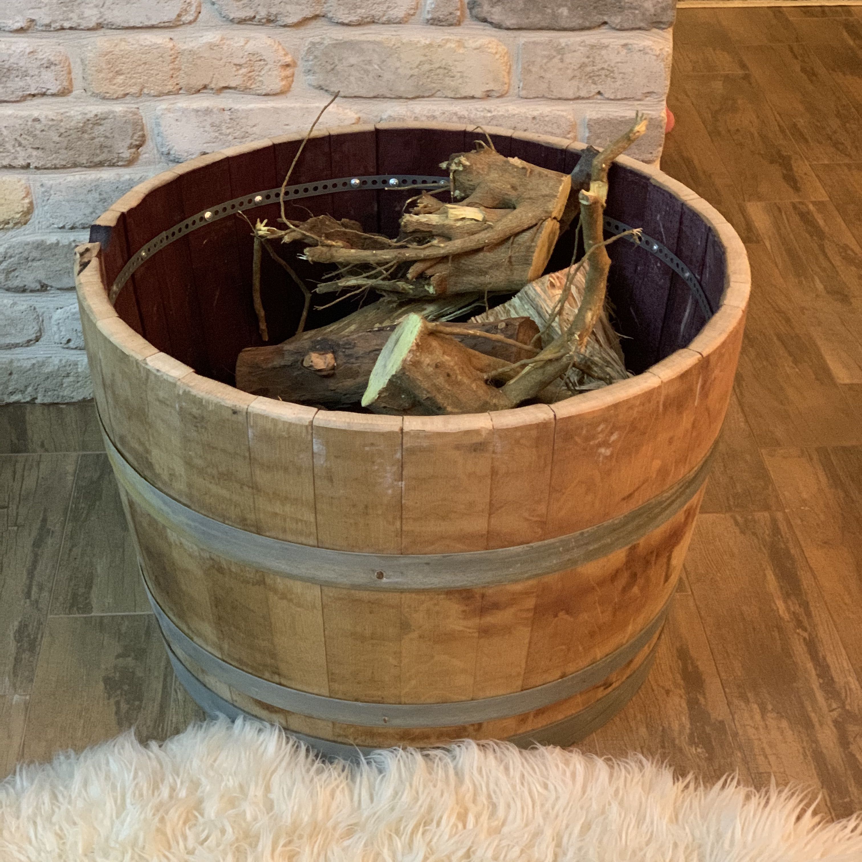 חביות עץ אלון טבעי לגינון ולעיצוב