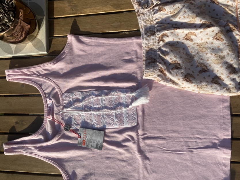 גופיית פיג׳מה ורודה M (לא נלבשה) 