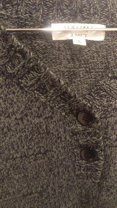 סריג אפור מידה לארג' -L ב-15 ש"ח