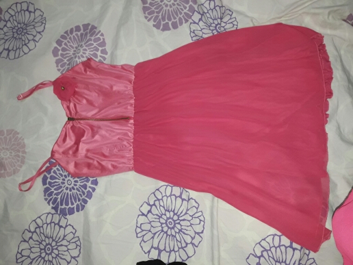 שמלה מהממת מידה s