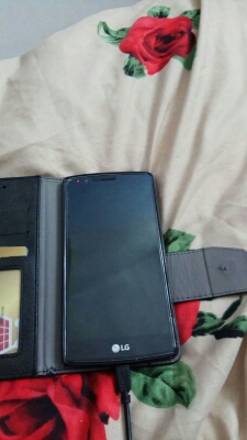 פלאפון lg g4 במצב מעולה מאוד מאזור הקריות לרצינים