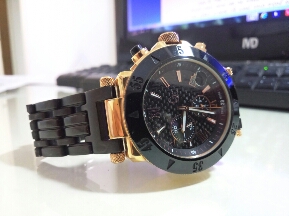 שעון של guess collection 