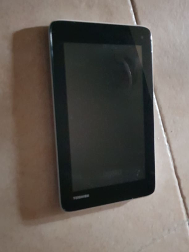 טאבלט של חברת Toshiba עם windows 8