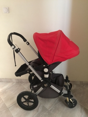 עגלת בוגבו משולבת אמבטיה וטיולון 