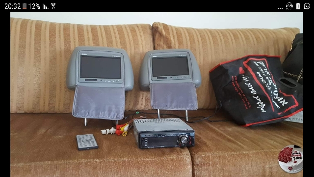 מסכים 7.5 inc