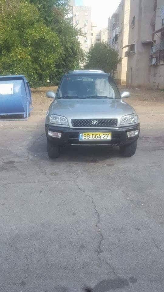 טויוטה ראב 4 