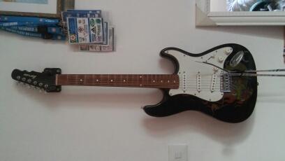 גיטרה חשמלית 