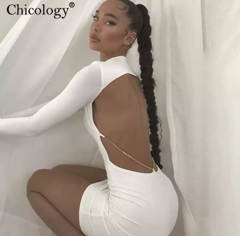 שמלה לבנה פתח בגב - XS