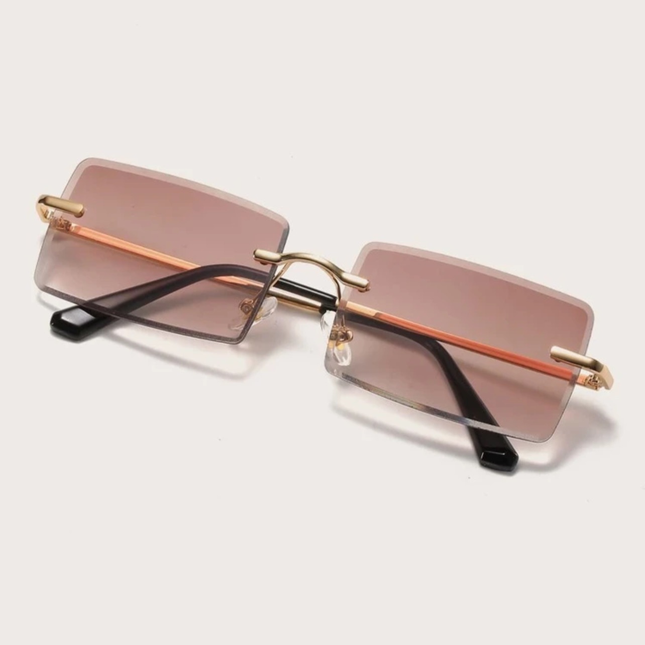 ואו כל אחת חייבת 