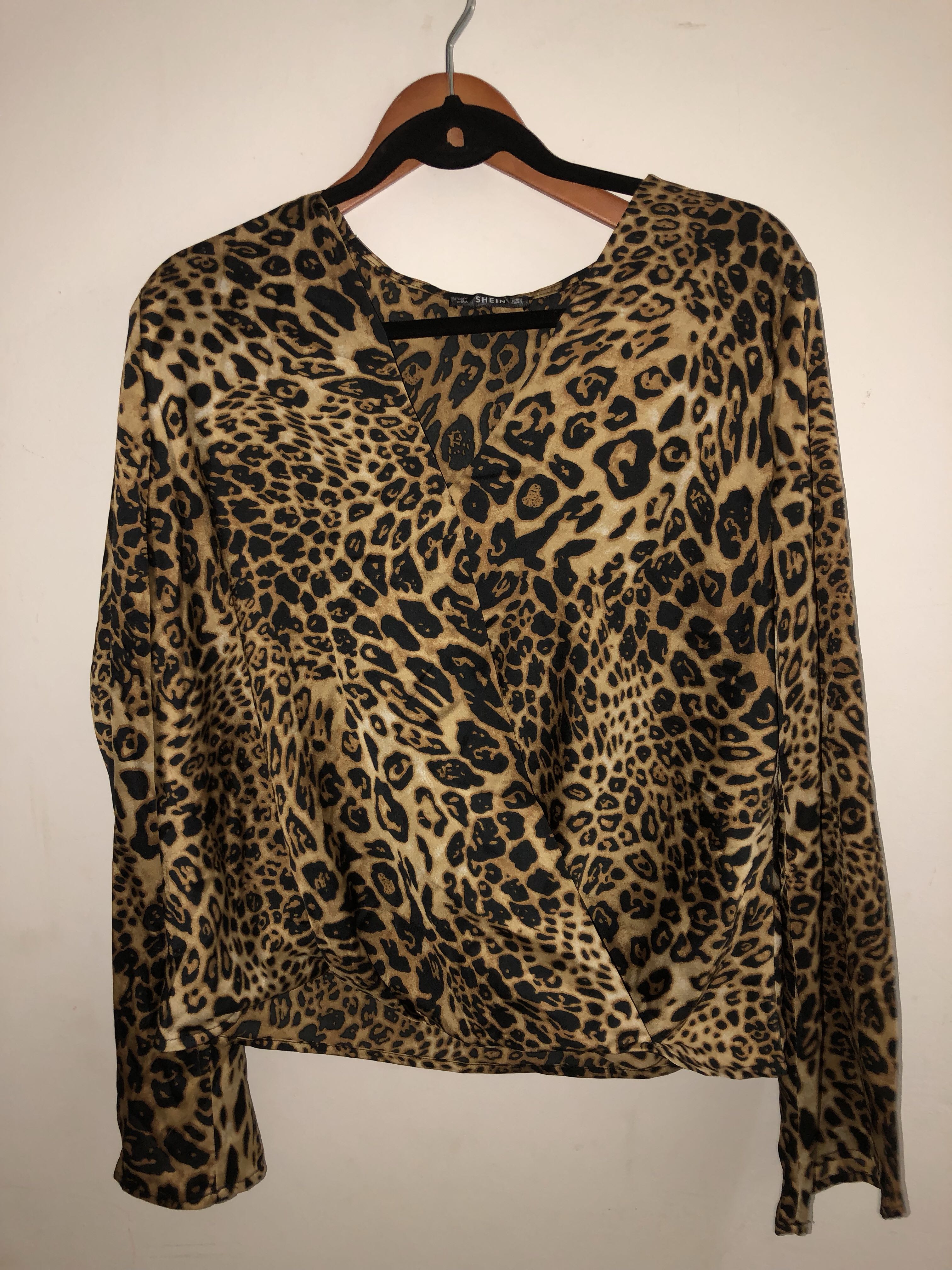 חולצה מנומרת אלגנטית חדשה!