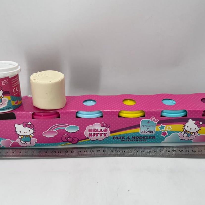 הלו קיטי בצק צבעוני