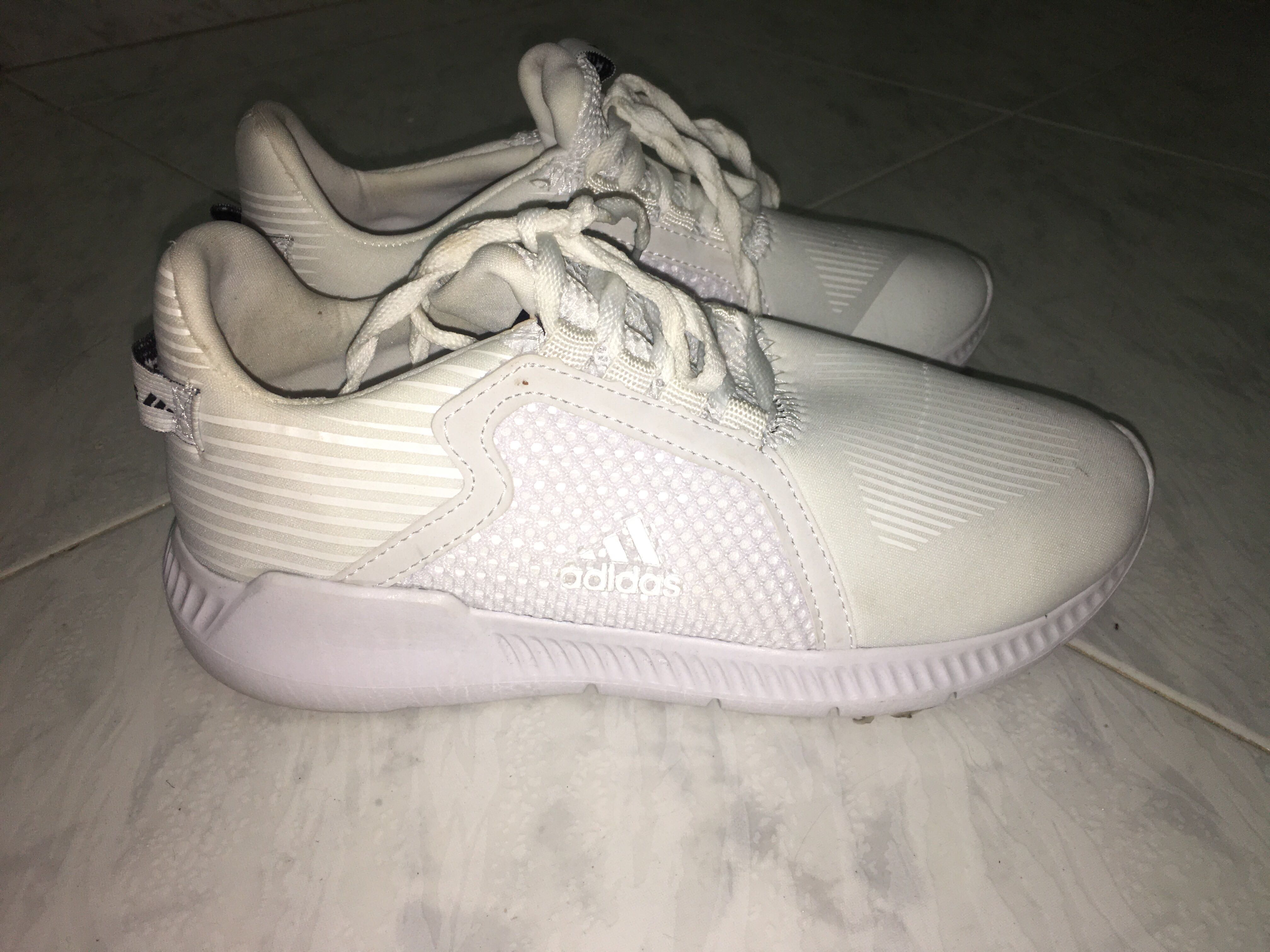 אדידס מידה 39 מקוריות 