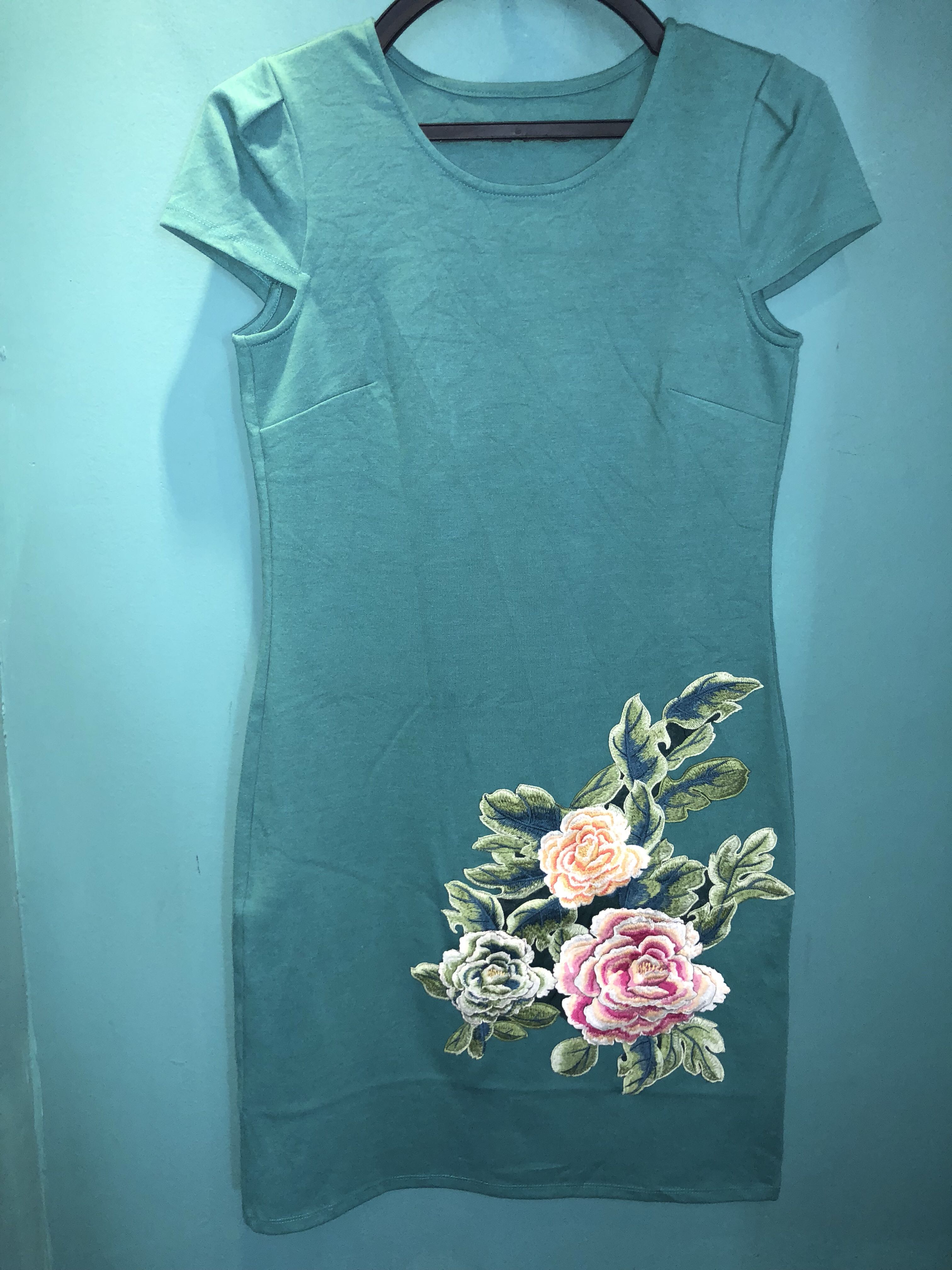  turquoise Japanese dress