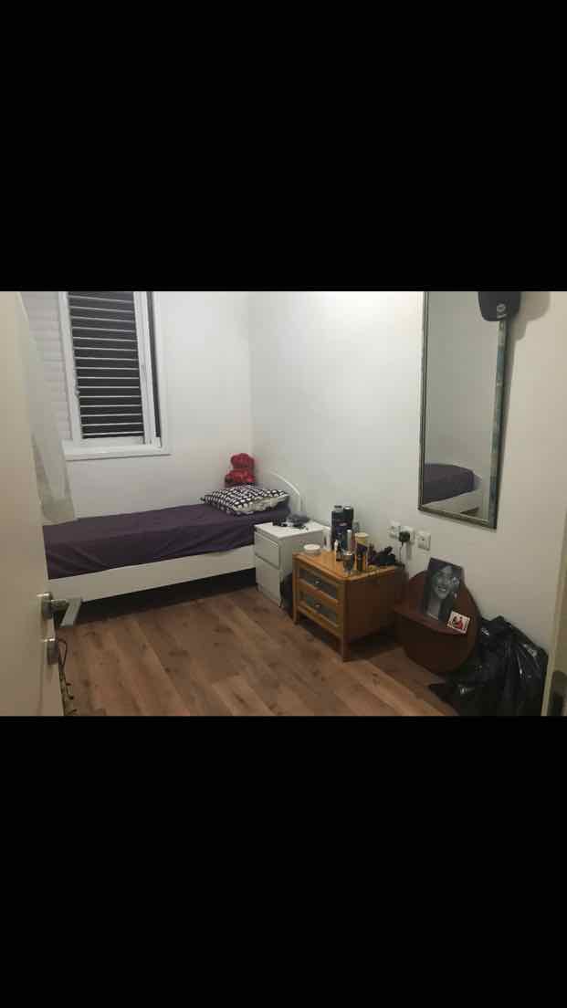 מיטה יחיד + מזרון חדשים שומשו כמה חדשים ונקנו בACE