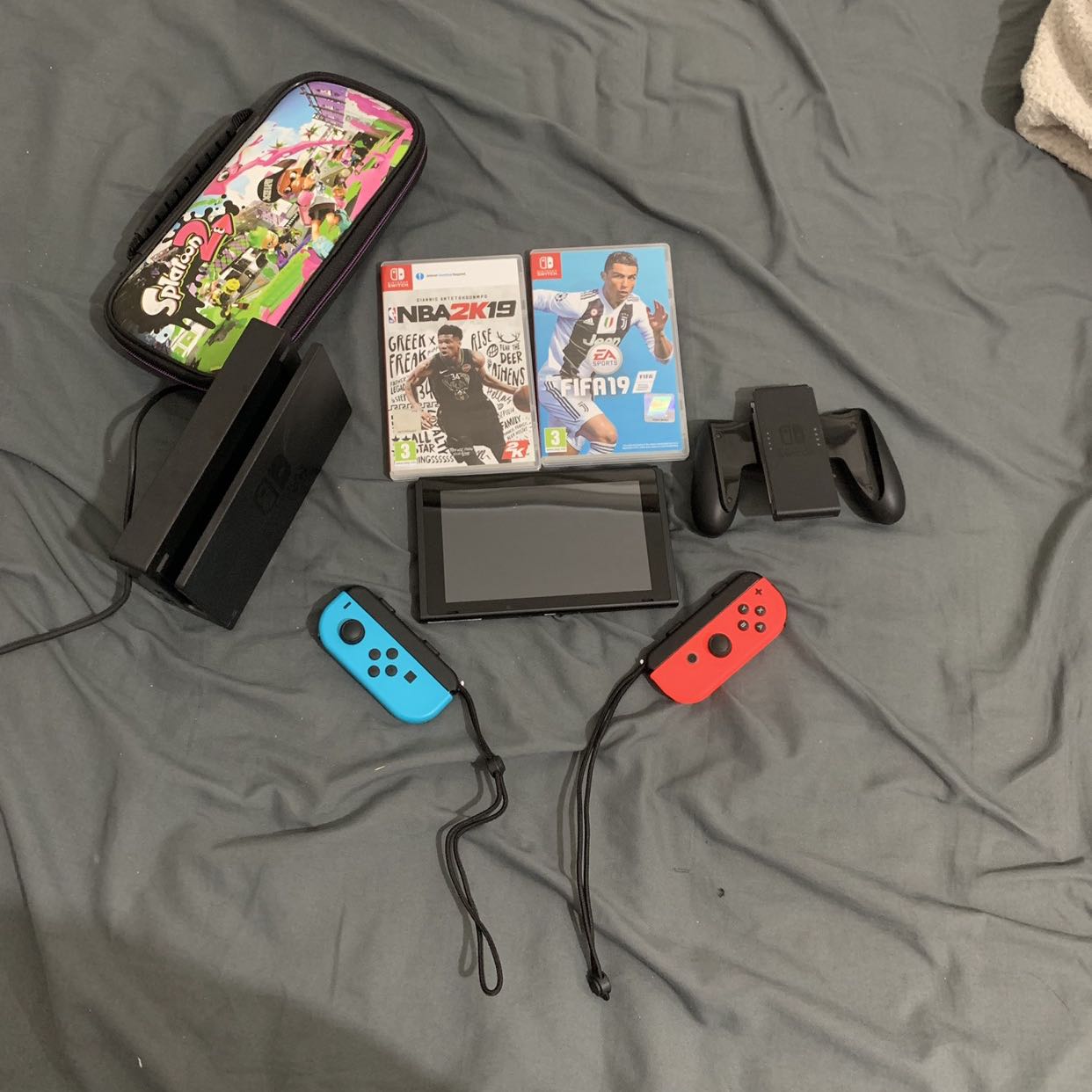 NINTENDO SWITCH