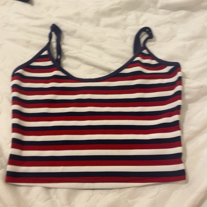 גופיית פסים חדשה 
SHEIN 