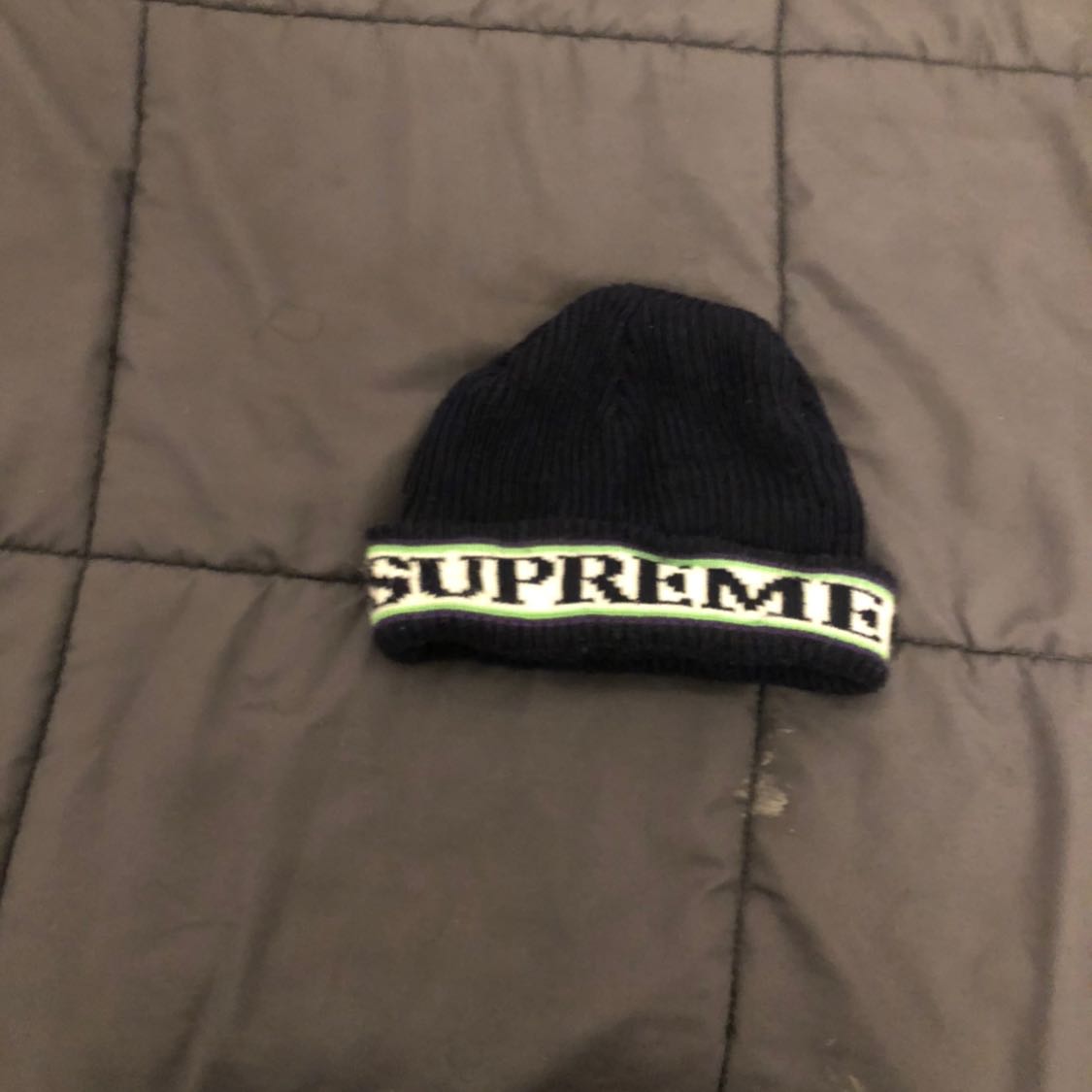 כובע supreme