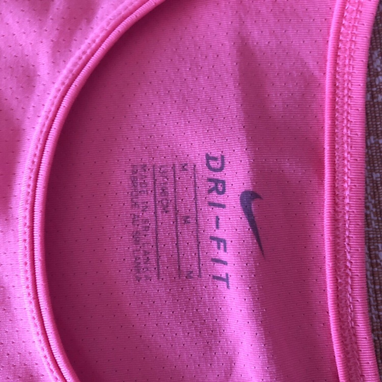 חולצת ספורט נייק M