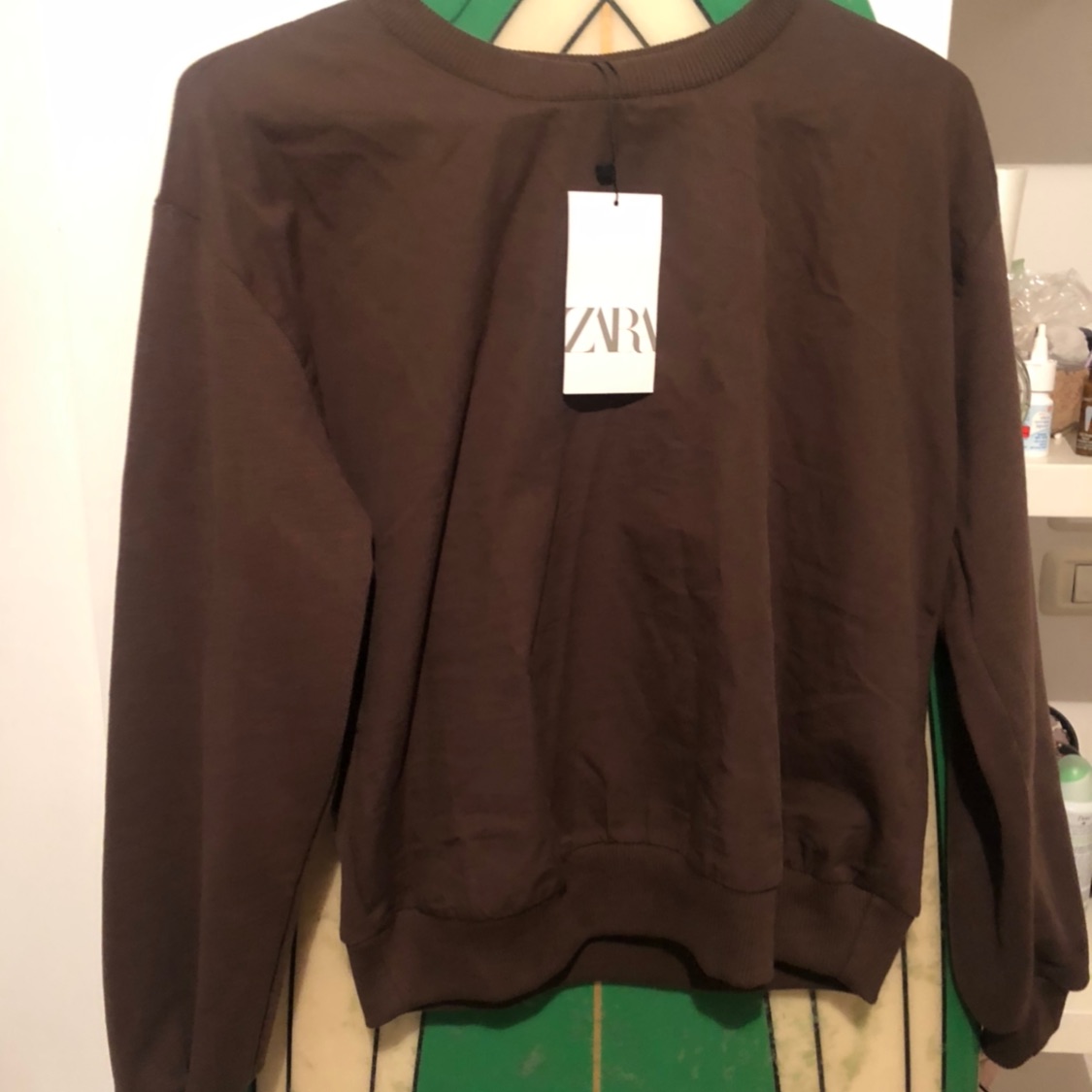 סווצרט חום של זארה!
לא נלבש מעולם! חדש חדש עם טיקט
מידה m