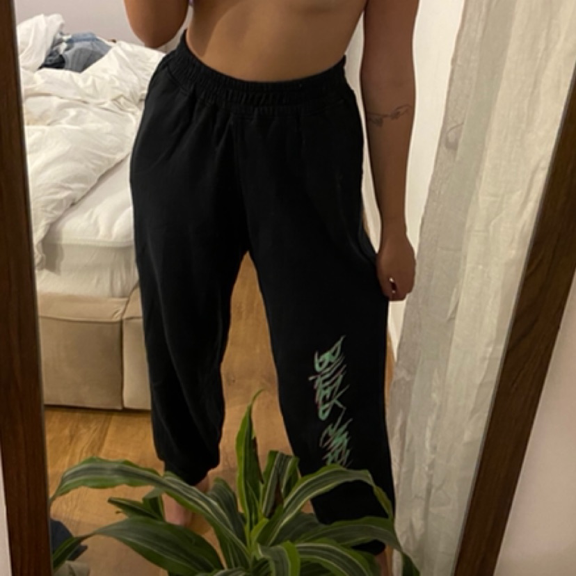 טרנינג שחור אפרפר חדש! של motelrocks 