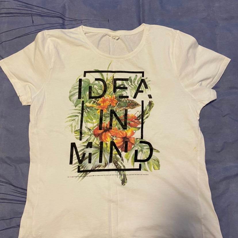 חולצת טי שרט