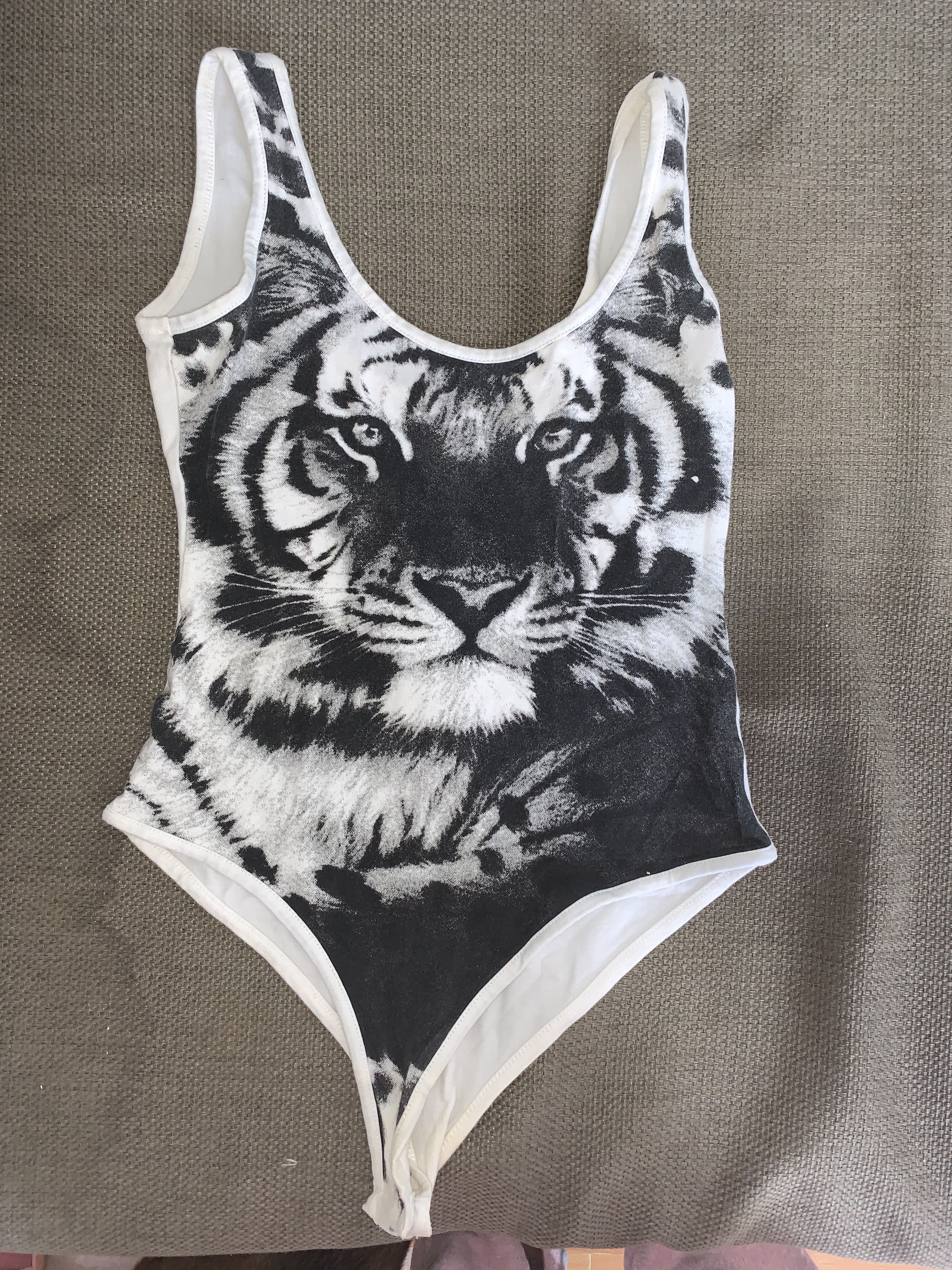 חולצות מידה S