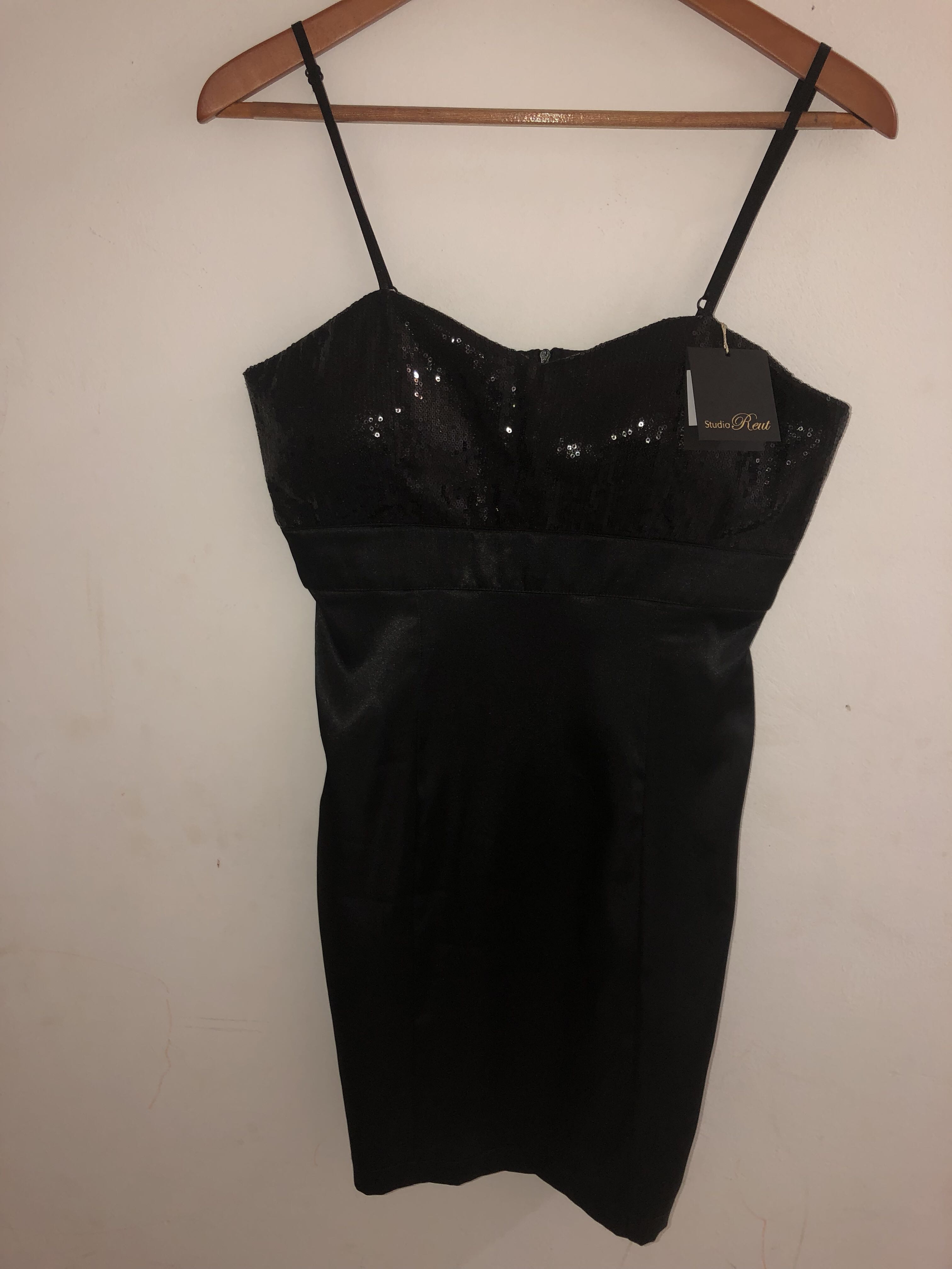 שמלת ערב אלגנטית 