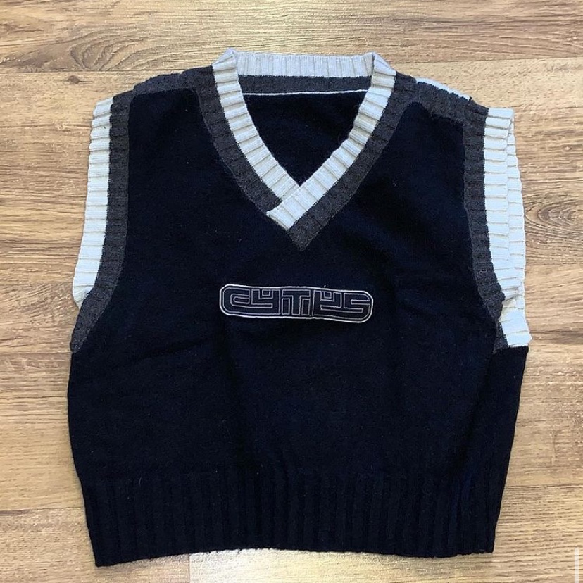 Sweater vest 