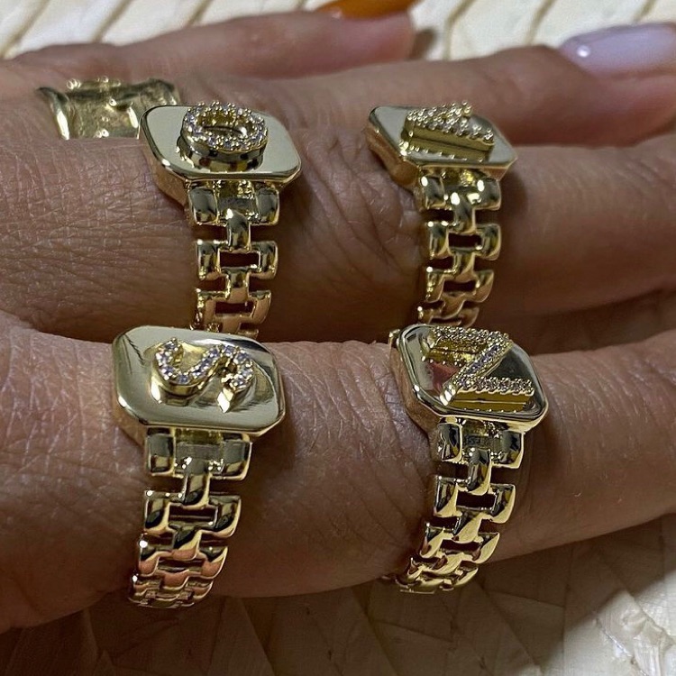 טבעות אות בציפוי זהב