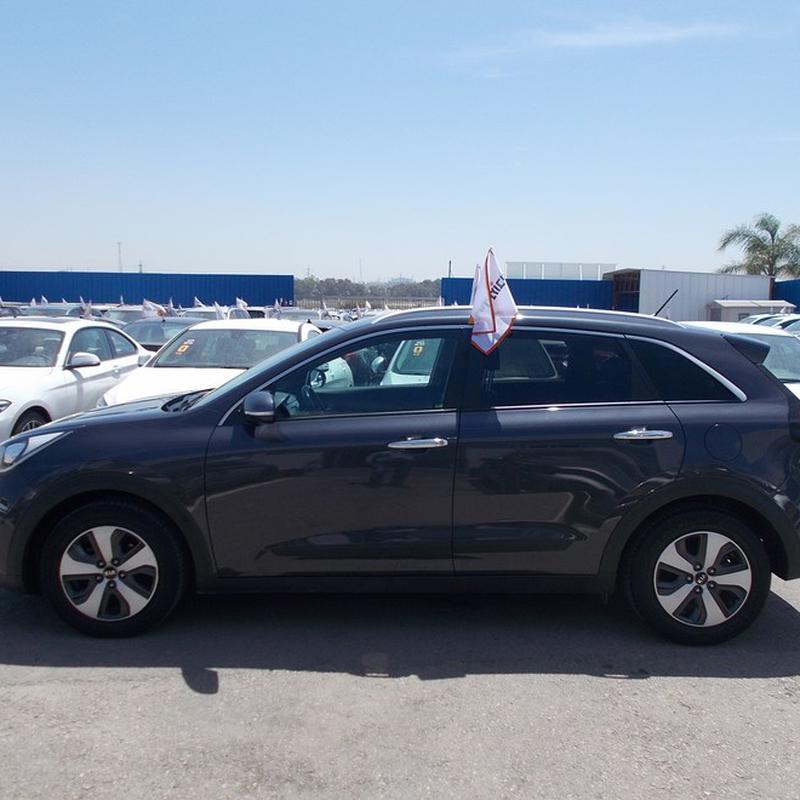 kia נירו היברידי 2017