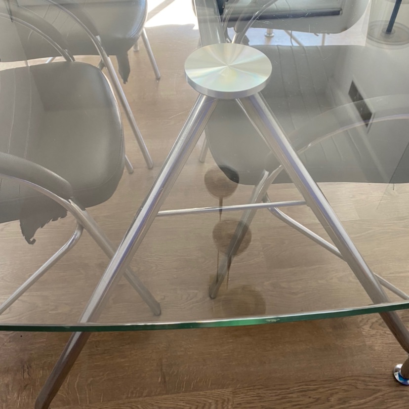 למסירה במטבע יאפ שולחן ישיבות איכותי  