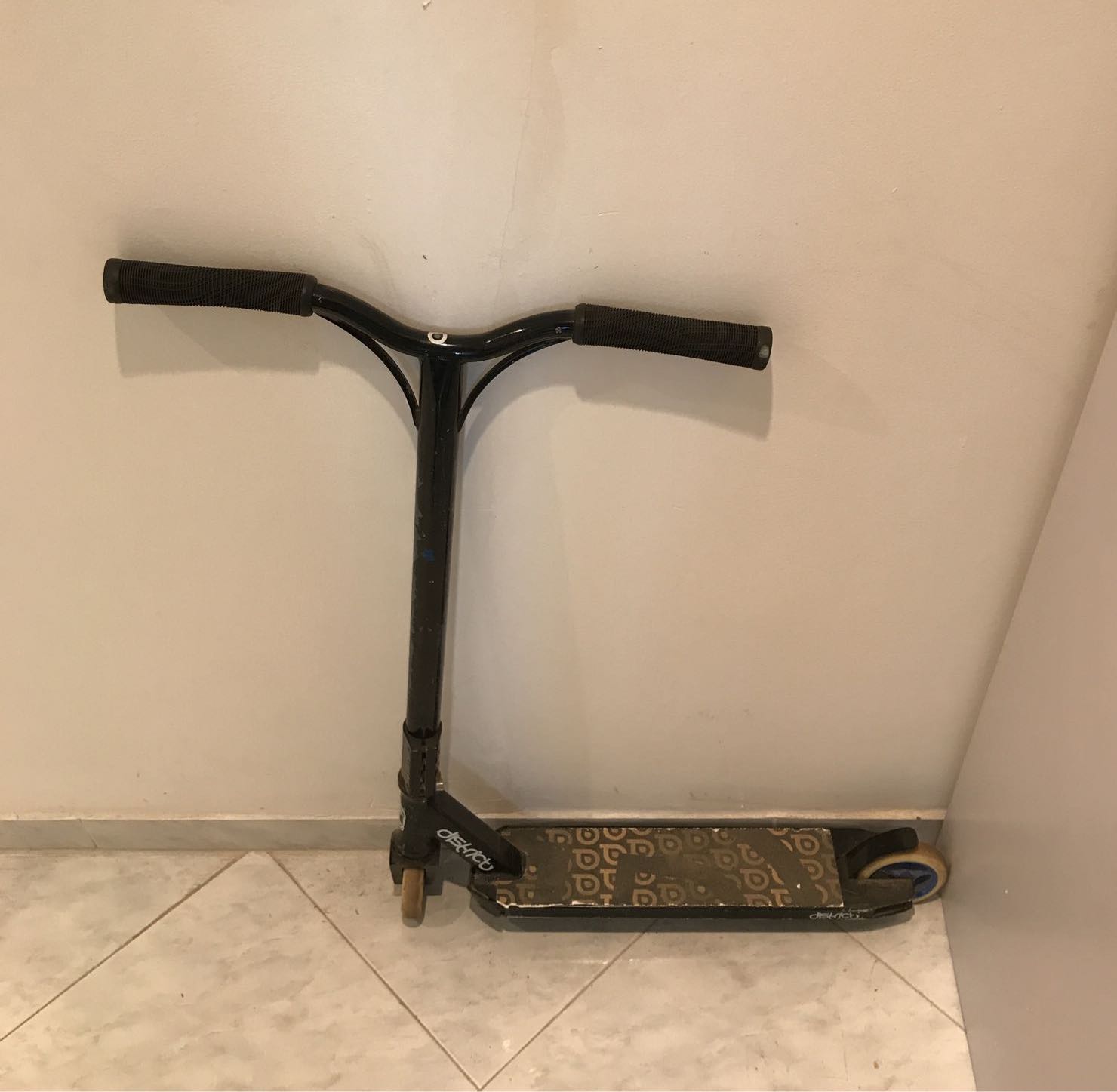 Kick scooter District v7