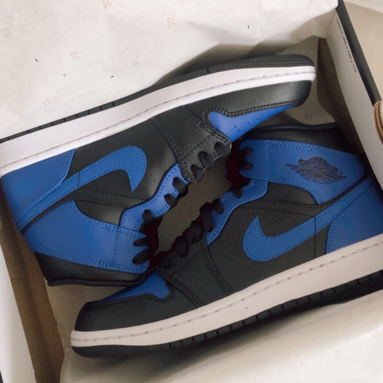 AIR JORDAN 1 “Hyper Royal”