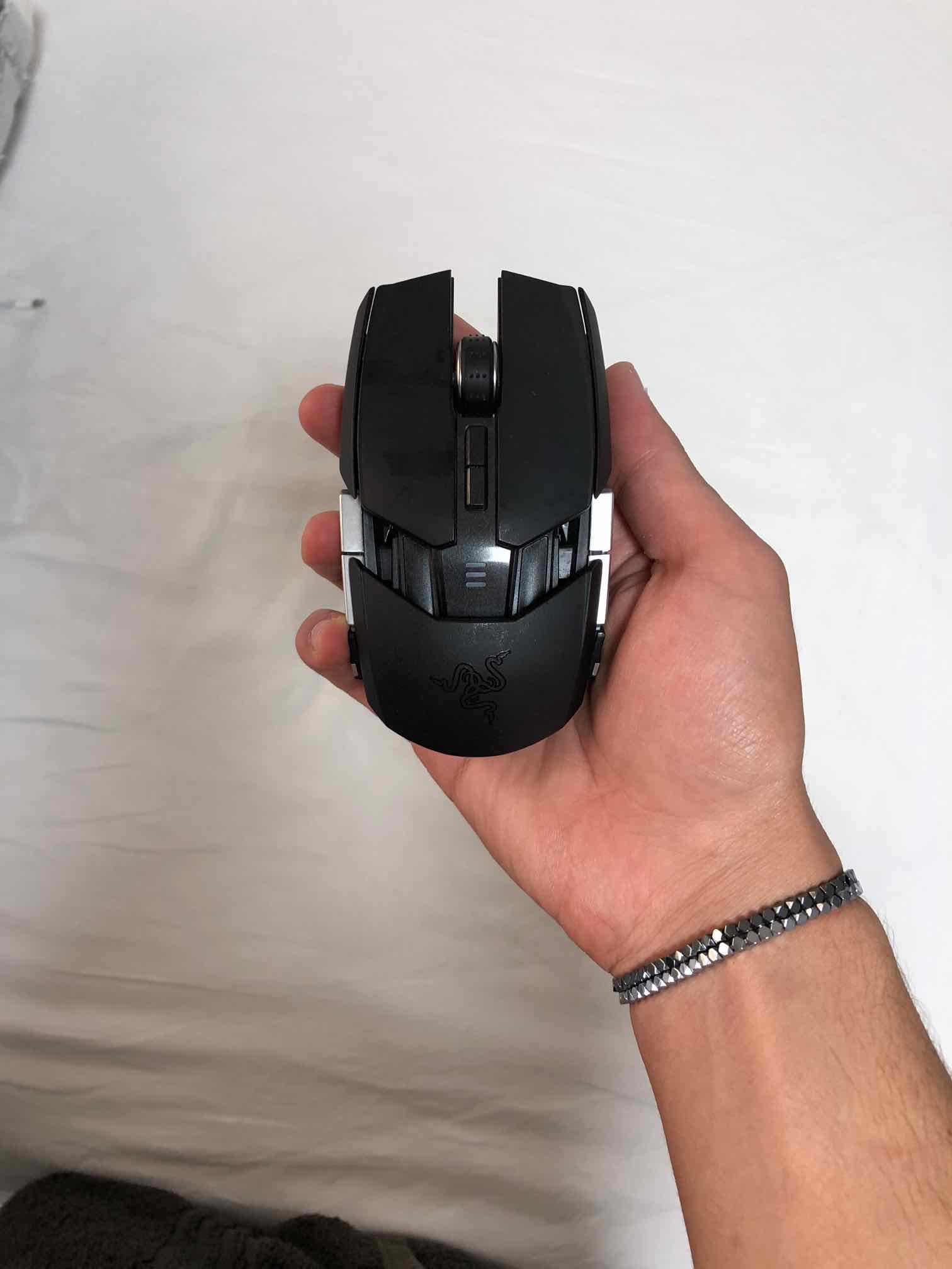 עכבר מקורי של רייזר: ouroboros