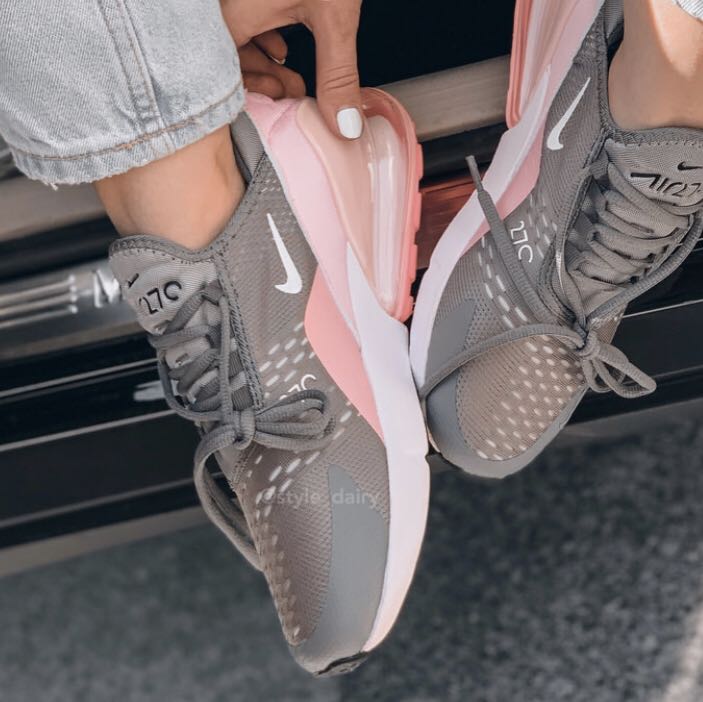 אם אתה מעוניין לכתוב באופן אישי נעלי ספורט Nike 