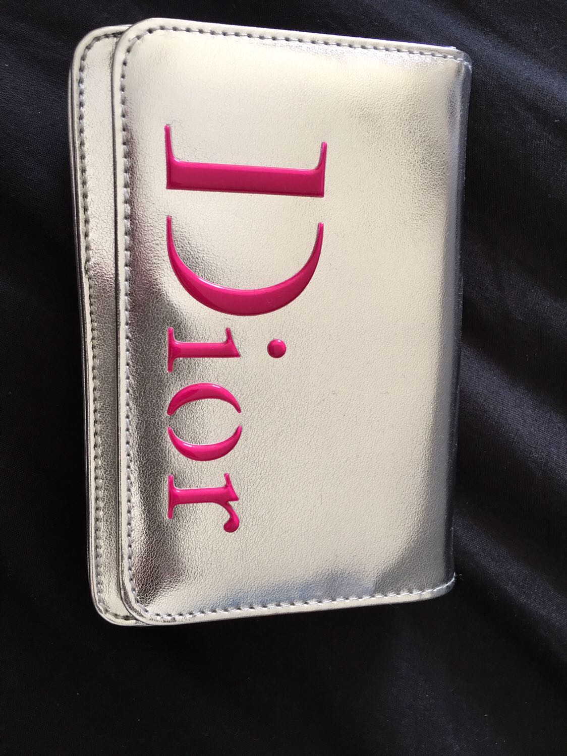 ארנק של Dior - מקורי