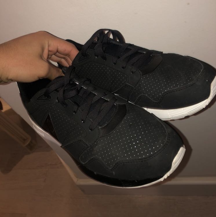  קניתי 600 מידה 42 לבשתי רק פעם אחת וקטן עלי