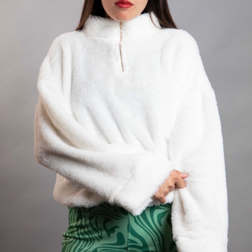 סווטשרט פרוותי לבן רךךךך ברמותת🤍