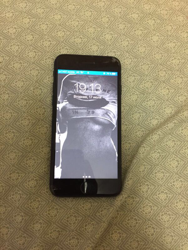 iPhone 7 במצב מעולה יש רק טיפה סריתןת מקדימה המחיר מאוד שווה נפרד ממכשיר בלב כאוב