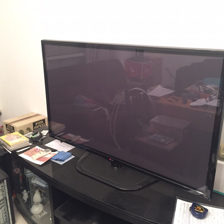 למכירה טלויזית פלזמה LG 50PN4500