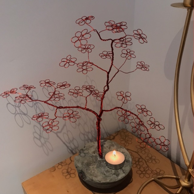 עץ הנחושת של השקד