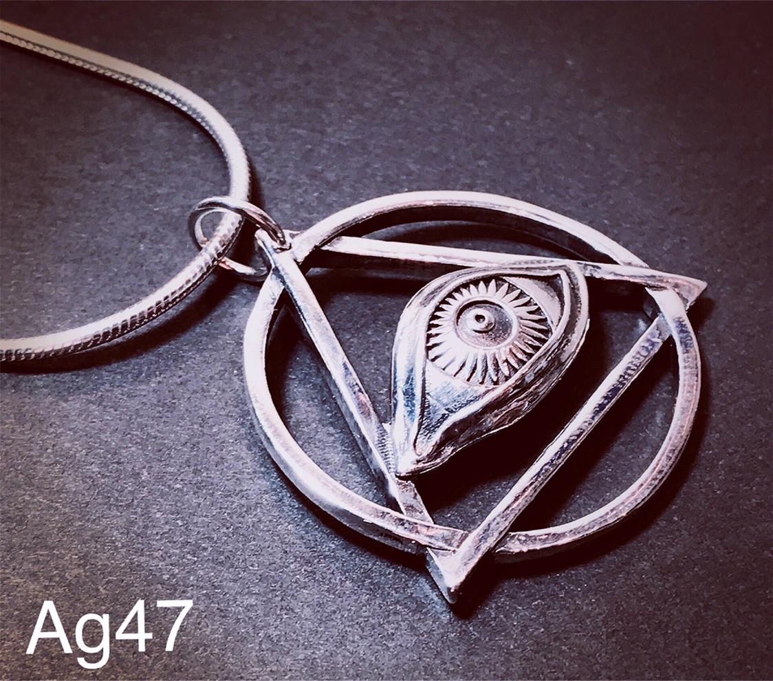 The eye of providence - Mason - All-seeing eye/ third Eye / the eye of God - pyramid - silver 925 pendant for men