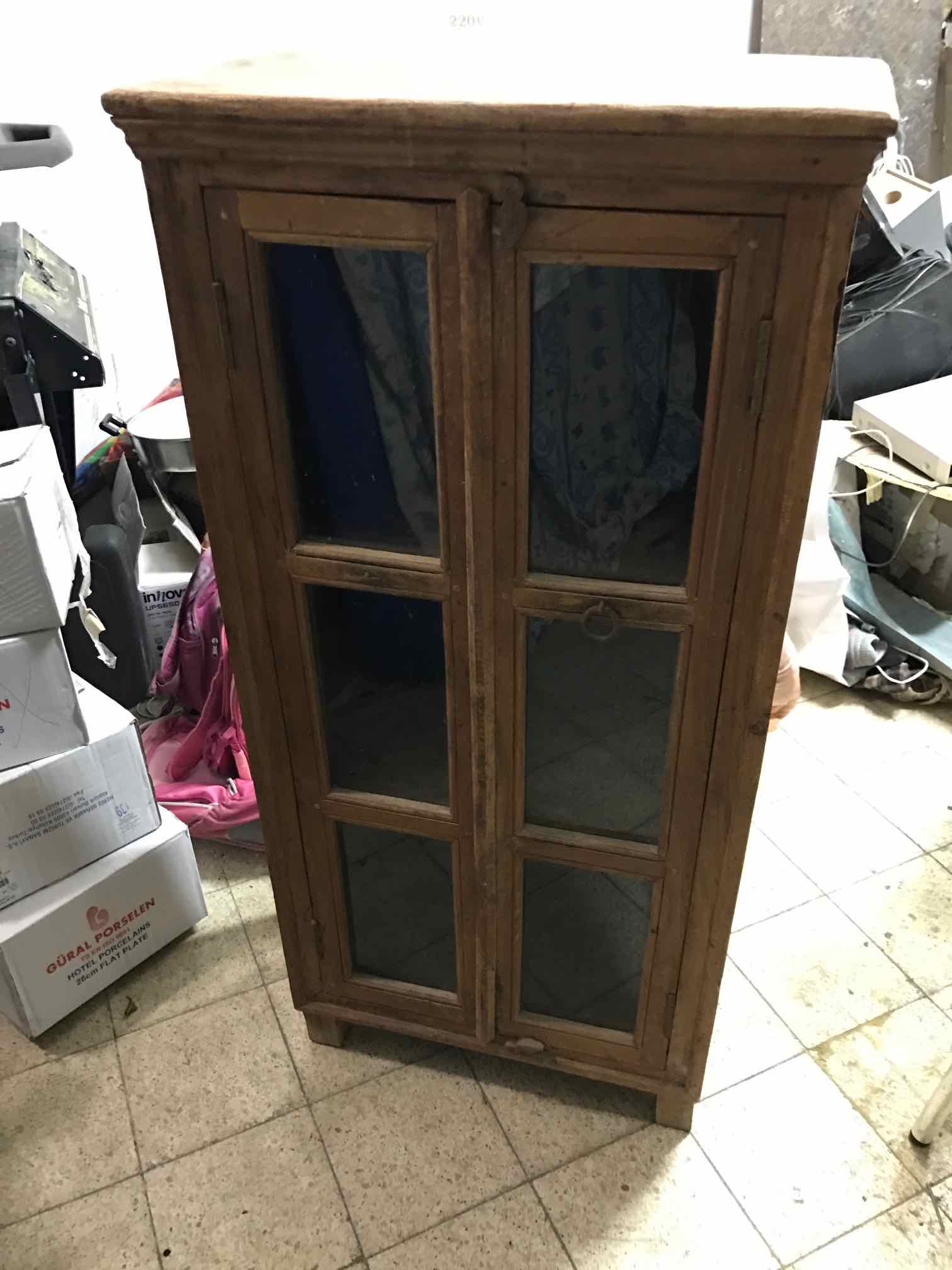 ארון אנדוניזי עתיק