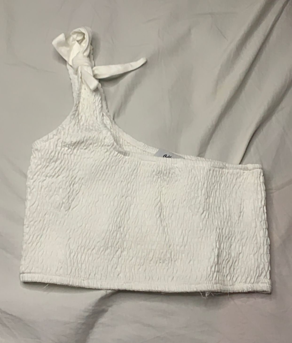טופ עדיקה לבן , מידה S , לא נלבש 