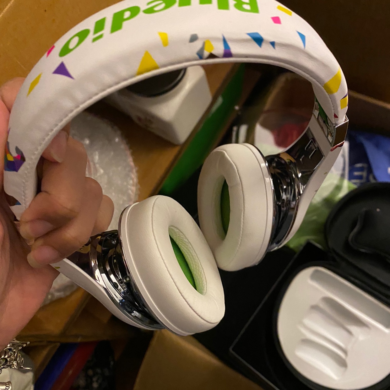 bluedio אוזניות בקמה מקצועית