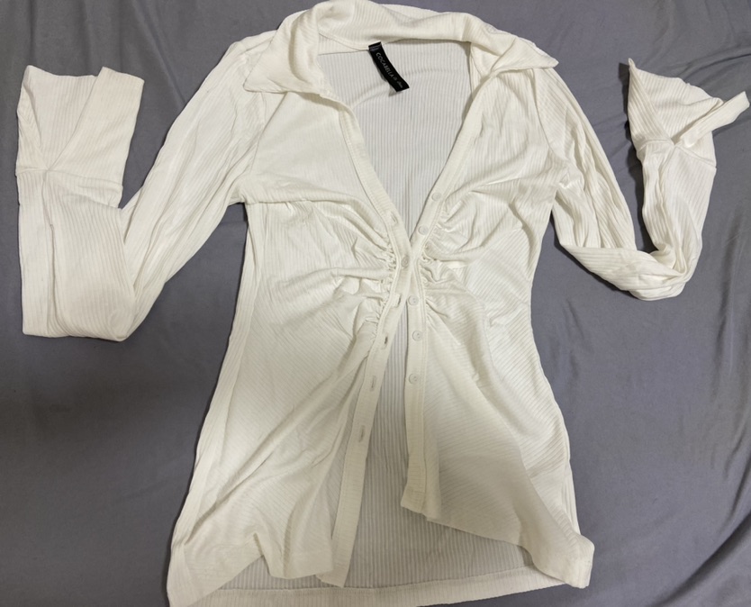 חולצה מהממת לא נלבשה מידה וואנסייז 