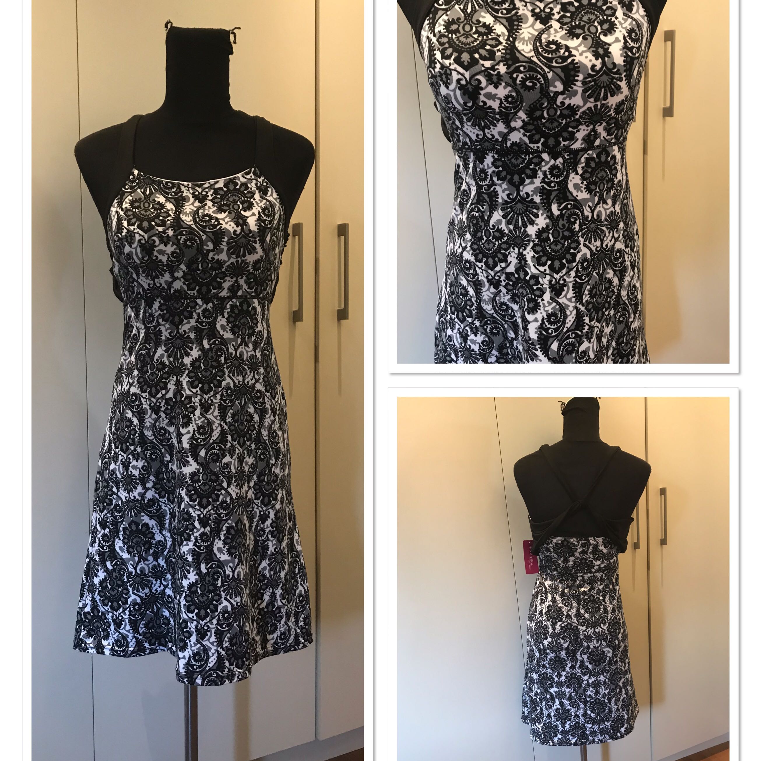 שימלת ספורט חדשה עם טיקט Xs