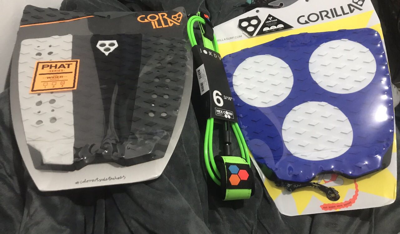 ציוד לגלשנים